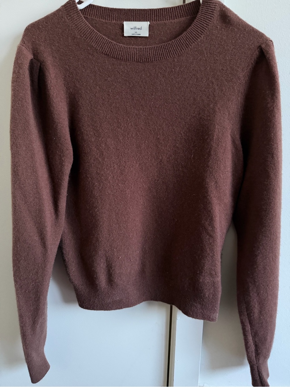 Aritzia Wilfred Brown Crewneck Sweater - Classic Women's Knit